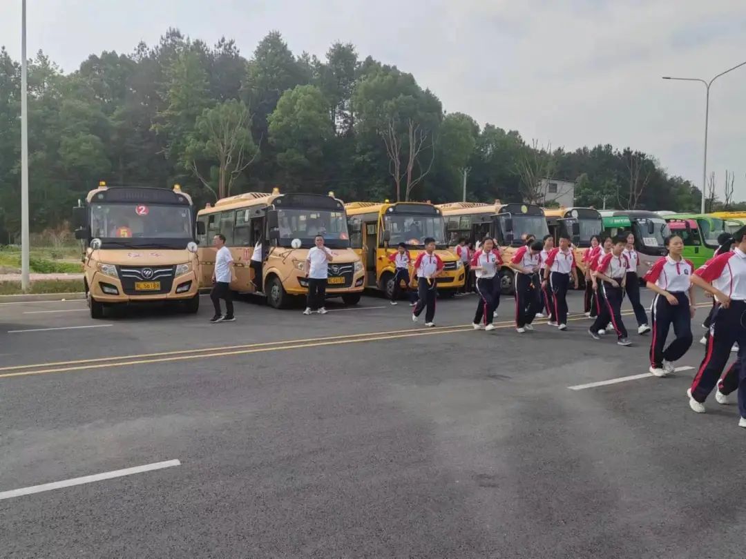 09033d5bf09e531688482092778b5765.jpg 09033d5bf09e531688482092778b5765.jpg